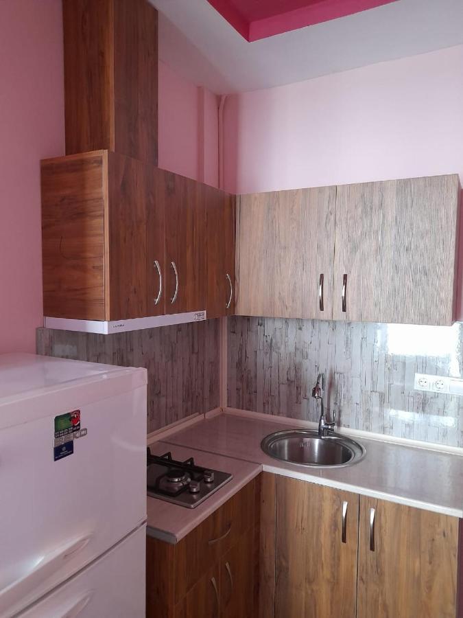 Katehouse Lägenhet Batumi Exteriör bild